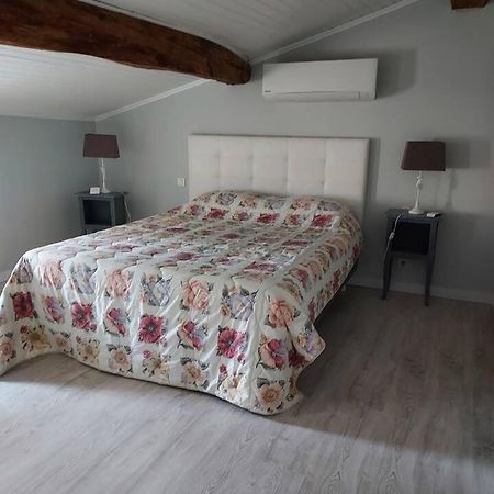 Maisonnette Saintes Ngoại thất bức ảnh